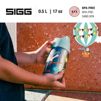 SIGG Shield One rozsdamentes acél gyermek kulacs 0,5L szénlégzés szivárgásmentes - Fly Away 2