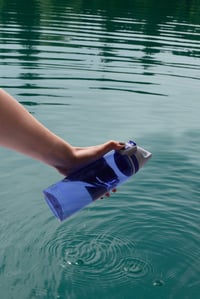 Fľaša na pitie Sigg Total Color Blue Tritan – 0,6 l, vhodná aj na sýtené nápoje, bez BPA, vhodná do umývačky riadu, nepriepustná, ľahká 7