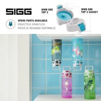 SIGG Viva One gyerekitalos palack 0,5L szénlezáró szivárgásmentes - 3 Stitch Surfing, 3 Disney & WB 4