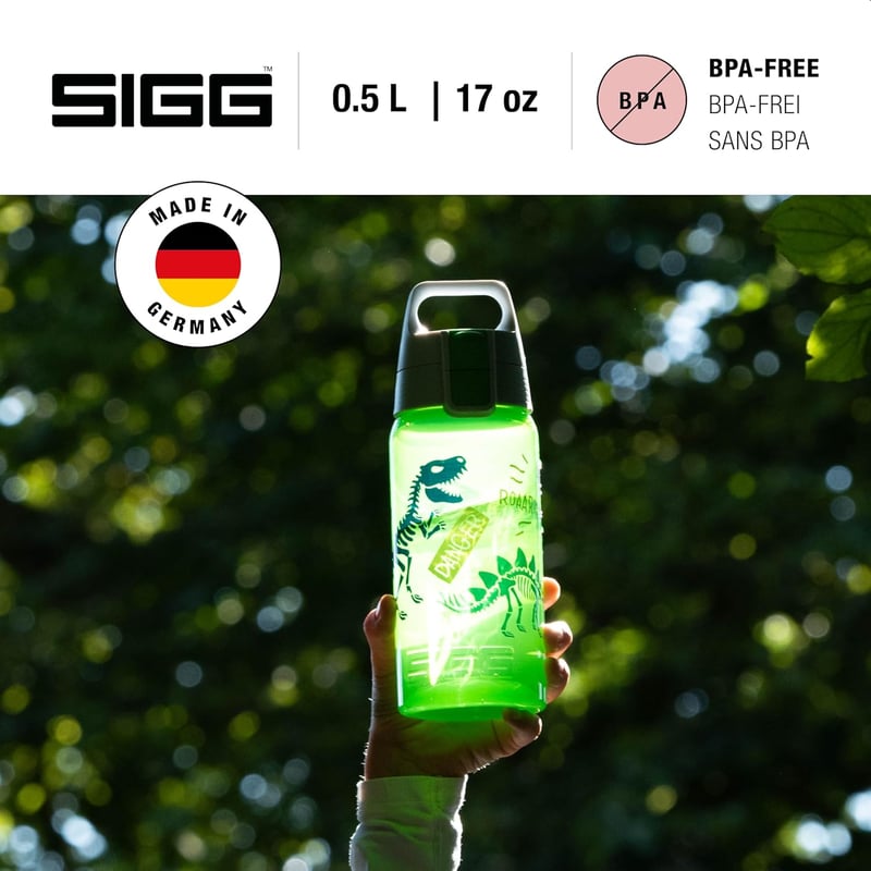 SIGG Viva One gyerekitalos palack 0,5L szódásodó, szellőzésmentes, mosogatógépben mosható - 1 Jurassica, 1 Classic