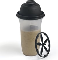SIGNORA WARE 500ml Műanyag Shaker Palack - Edzéshez, Turmixokhoz, Salátaöntetekhez, Mosogatógépben Mosható, Fekete

AI: I've created a conci 1