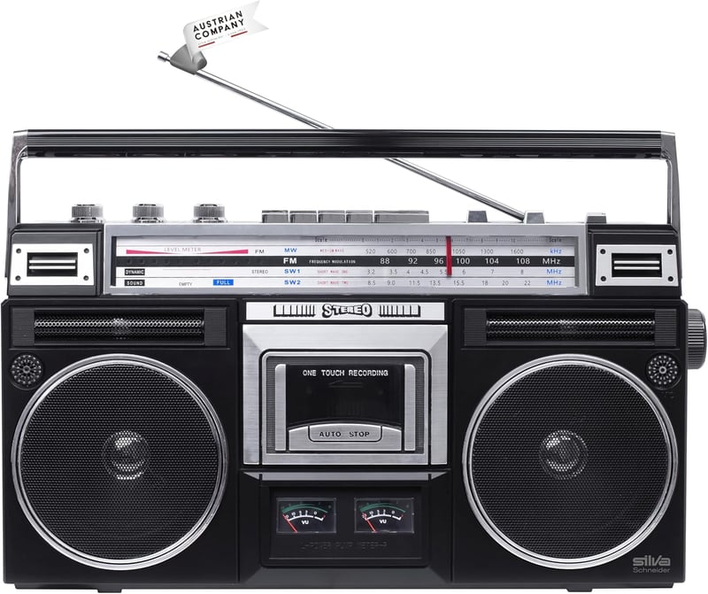 Silva Schneider PCR 1980 BT retro kazettás magnó Bluetooth-tal