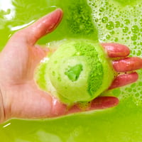 Simba Baff Bombz Dino Surprise šumivé bomby do kúpeľa, 6 ks – s figúrkou dinosaura Glibbi, 3 farby, 100 g, od 3 rokov 4
