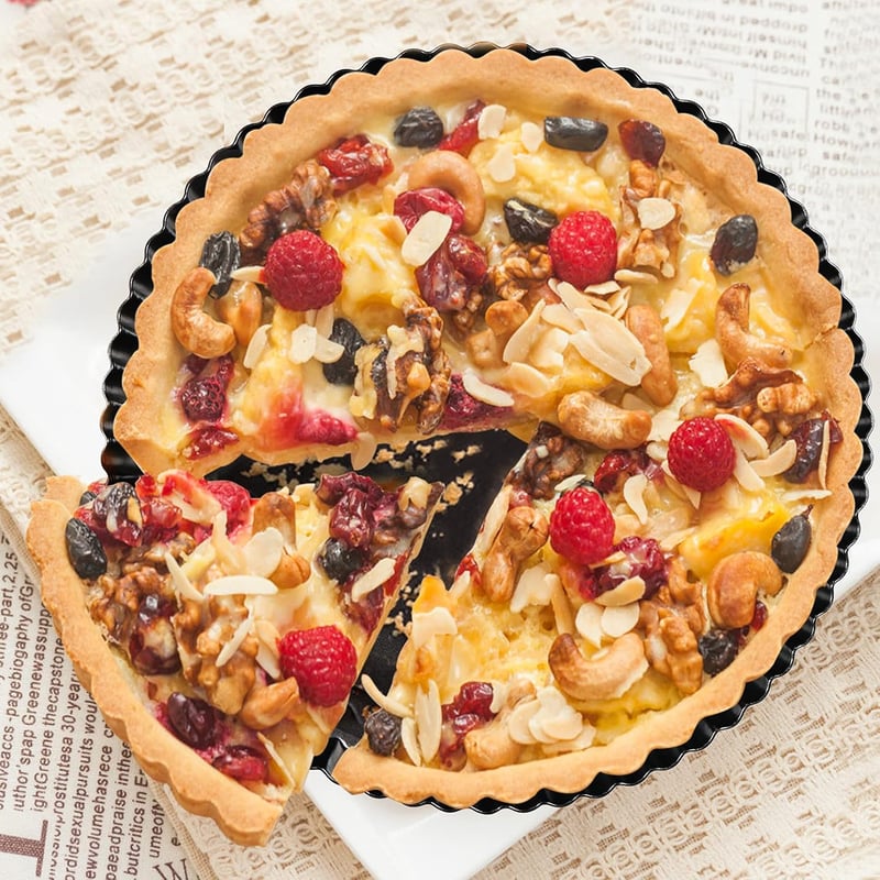 Sinnsally 28 cm Kerek Quiche Sütőforma Kivehető Alappal - Tapadásmentes Szénacél Tortaforma Süteményekhez, Pizzához, Mosogatógépben Mosható
