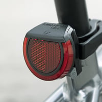 Sada osvetlenia na bicykel SKS GERMANY MonkeyLink SkyeLight Set Connect 80 lux s magnetickým držiakom, brzdovým svetlom a nastaviteľným uhlom predného svetla 6