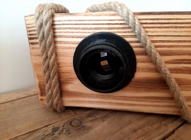 solenzo Fa és Kötél Függőlámpa - Rusztikus Ipari Stílusú Mennyezeti Csillár, 3 E27 Foglalat, Természetes Fa, 60 cm