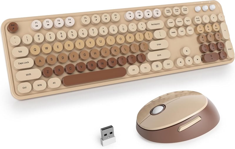 SOLIDEE Wireless Billentyűzet és Egér Szett, Retro Gépírógép Stílusú, 2.4 GHz, 104 Gomb, Numerikus Billentyűzet - Mixed Colour Coffee/American (QWERTY)