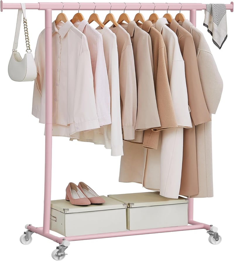 SONGMICS Gurulós Ruhaállvány 100kg Terhelhetőség Rozsdamentes Acél Pasztell Rózsaszín - (92-132)B cm, Pastel Pink