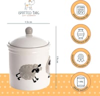 Cutie pentru biscuiți din ceramică albă SPOTTED DOG GIFT COMPANY cu capac etanș, recipient cu model cu miel pentru făină, cafea, ceai, zahăr 3