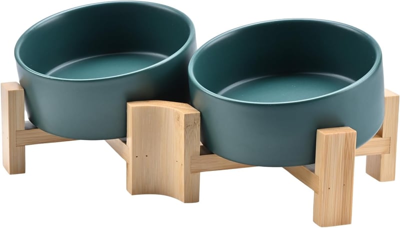 SPUNKYJUNKY 15° Dönthető Kerámia Tál Fa Állvánnyal Kutyáknak Macskáknak 400ml Zöld
