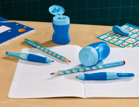 Ergonomické strúhadlo so zásobníkom STABILO EASYsharpener 3 v 1 – pre ľavákov – modré 6