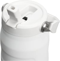 Stanley 1913 Flip Szívószálas Termikus Ivópalack 0,7L - 10 Órás Hűtés, BPA-Mentes, Szorítóhoz - 710 ml, Frost 9