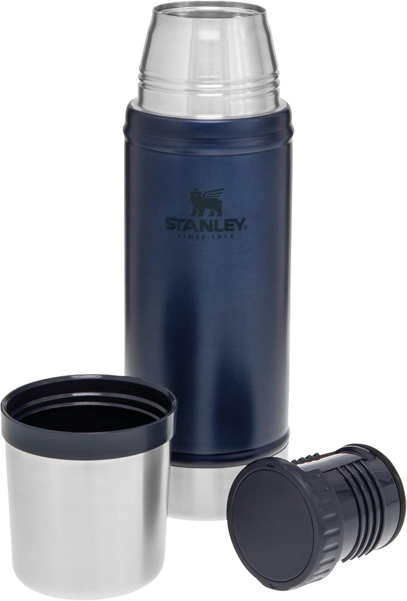 Stanley Classic Legendary 473ml Termosz Palack, 15 Órás Hőtartás, Rozsdamentes Acél - 2-0.75 l, Nightfall