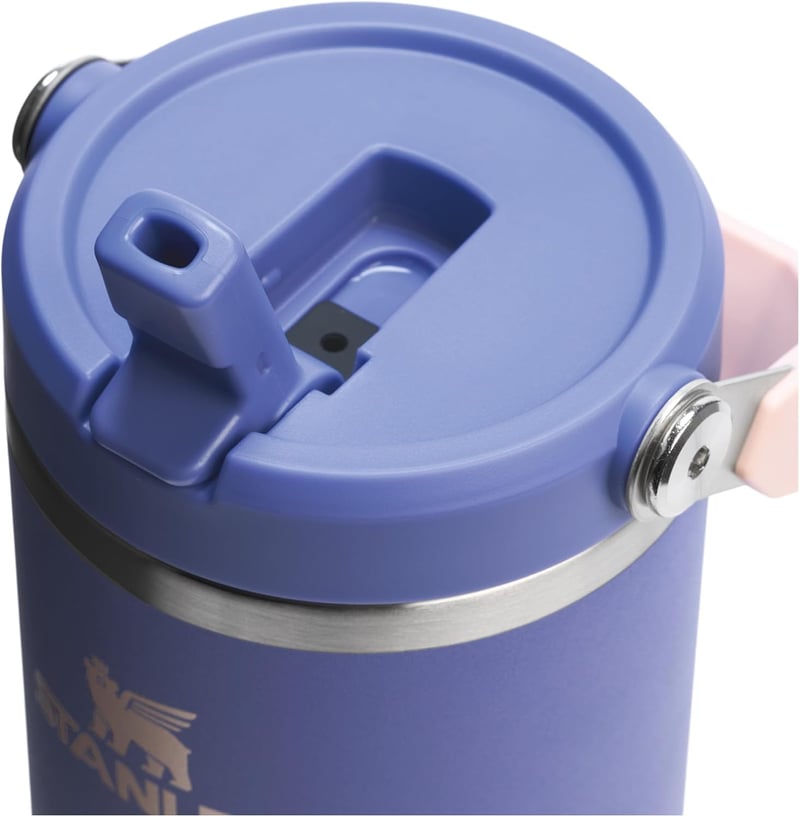 Stanley Flip Straw Tumbler 0,89L Termosz Palack - 12+ Óra Hideg Tartás, Mosogatógépben Mosható - Lupine