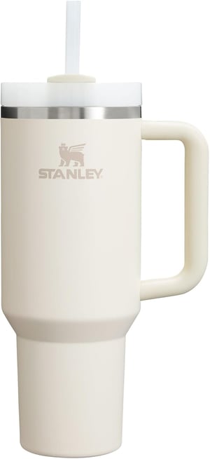 Stanley Quencher H2.0 FlowState termo šalica sa slamkom, 1,2 L — manje estetsko oštećenje na bočnoj strani proizvoda (stanje: vidi 2. sliku)