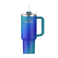Termohrnček Stanley Quencher H2.0 FlowState so slamkou 1,2 l – Sea Glass Aura – Nerezový termohrnček bez BPA – 48-hodinové chladenie ľadom 1