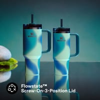 Termoska Stanley Quencher H2.0 Flowstate so slamkou 0,89 l - Coastal Teal Motion - Nerezová fľaša bez obsahu BPA - 9 hodín chladenia - 5