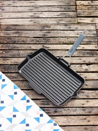 STAUB Grill tava pravokutna 34x21 cm crna od lijevanog željeza rebrasta ploča za pečenje 3