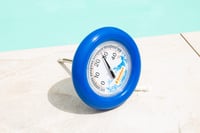 Steinbach 061320 Okrugli plutajući termometar za bazen – promjer 18 cm, vodootporni plutajući termometar za vrtni bazen 3