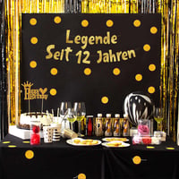 Ghirlandă aniversară Sterling James Co. "Legenda de 12 ani" cu sclipici auriu – Decorațiuni și accesorii amuzante pentru petrecerea de 12 ani 7