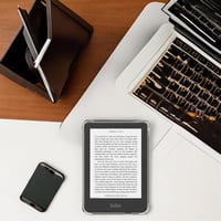 Stianiiie Kobo Clara HD átlátszó védőtok megerősített sarkokkal - 6" 2