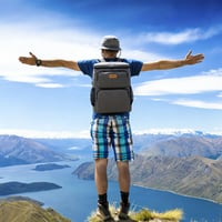 SUNTRIVA Chladiaci batoh 36 plechoviek 33L Veľká pikniková taška so 14-hodinovým chladením Nepriepustný termobatoh na turistiku, kempovanie a grilovanie 9