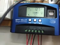 SUNYIMA 30A MPPT napelemes töltésvezérlő LCD kijelzővel és USB portokkal 7