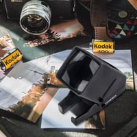 TCNEWCL LED Dia Vetítő 35mm Diákhoz, 3x Nagyítás, USB Tápellátás, Negatív Filmekhez 6