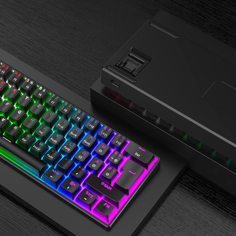 TECURS MK203 Mechanikus Gamer Billentyűzet, 60% Kompakt QWERTZ, Piros Kapcsolókkal, 61 Gombos, USB-C, PC/PS4/PS5 Kompatibilis, Fekete