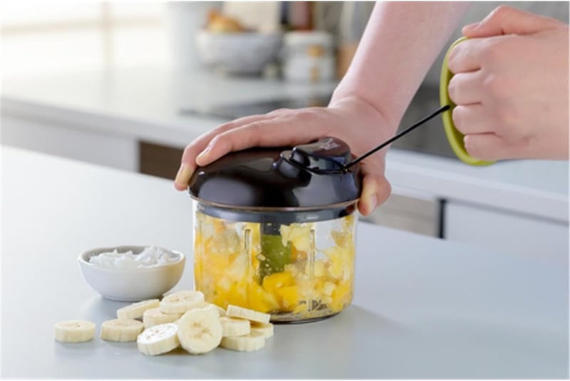Tefal 900 ml-es edény/tál/konyhai termék

Sajnos az eredeti termékleírás túl általános (csak "Tefal., 900 ml"), így nem tudom pontosan azono