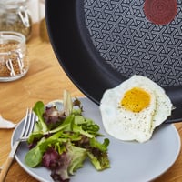 Tefal Comfort Max G7261944 nerezová panvica wok s nepriľnavým povrchom, 28 cm, indukcia, indikátor teploty Thermo-Spot 4