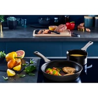 Wok panvica Tefal Unlimited s titánovým nelepivým povrchom odolným voči poškriabaniu 10