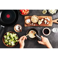 Wok panvica Tefal Unlimited s titánovým nelepivým povrchom odolným voči poškriabaniu 6