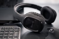Căști Bluetooth TELLUR Pulse, BT5.0, microfon încorporat, sunet HD Hi-Fi, difuzor de 40 mm cu amplificare a basului, design ușor, pernițe moi pentru urechi 5