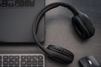 Căști Bluetooth TELLUR Pulse, BT5.0, microfon încorporat, sunet HD Hi-Fi, difuzor de 40 mm cu amplificare a basului, design ușor, pernițe moi pentru urechi 6