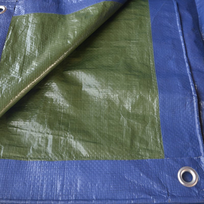 Prelată TENAX Cover All cu capse metalice, 4x6 m, verde-albastru, 90 g/m², impermeabilă și rezistentă la rupere, pentru protecția lemnului, mobilierului de grădină, mașinilor, piscinelor, bărcilor și pentru camping