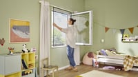 Sieťka proti hmyzu tesa Insect Stop na okná, pre PVC rámy - antracitová - 100x120 cm 3