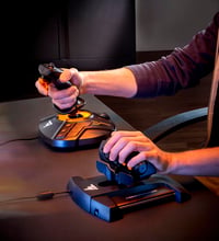 Herná súprava Thrustmaster T16000M FCS HOTAS Joystick a plynová páka pre PC – so softvérom T.A.R.G.E.T 6
