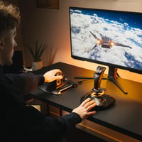 Herná súprava Thrustmaster T16000M FCS HOTAS Joystick a plynová páka pre PC – so softvérom T.A.R.G.E.T 4