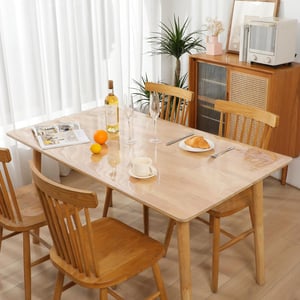 TIEHAN prozirna PVC zaštitna folija za stol 140x50 cm - vodootporna, otporna na ulje, periva zaštitna navlaka za stol debljine 2 mm, kristalno čista folija
