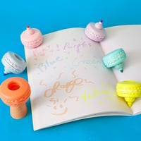 Sada zvýrazňovačov Tinc Macaron, 5 ks – Stohovateľná veža v žiarivých farbách – Školské a kancelárske potreby – Viacfarebné 9