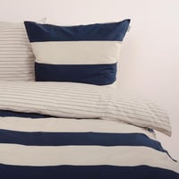 Obliečky TOM TAILOR Bold Stripes Renforcé, 2x 80x80 cm + 200x220 cm, 100% bavlna, modro-béžové (Dark Navy a Sunny Sand), s obojstranným motívom 3