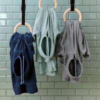 Poncho de surf unisex TOM TAILOR, mărime S-M, 100% bumbac frotir, poncho de baie cu glugă și buzunare frontale, turcoaz (Fresh Sage) 5