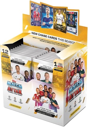 Cutie completă Topps UCC Match Attax 2025/26 cu cartonașe de colecție, 32 de pachete, 4 cartonașe speciale per pachet, 12 cartonașe per pachet