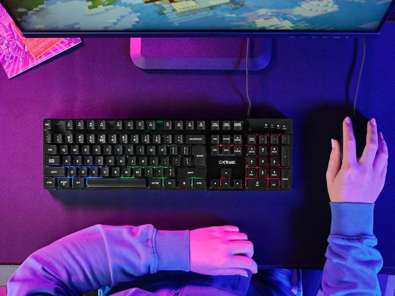 Trust Gaming GXT 835 Azor Gamer Billentyűzet RGB Világítással, Német QWERTZ, Teljes Méret - black, Full Size