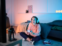 Herná náhlavná súprava Trust GXT 415PS Zirox pre PlayStation 5, biela – 50 mm meniče, 1,2 m kábel, sklápací mikrofón, 3,5 mm jack, cez uši (over-ear) PS5 9