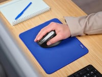 Trust Yuno újratölthető vezeték nélküli vertikális ergonomikus egér 2.4GHz fekete 70 százalék újrahasznosított műanyag 800-2400 DPI RSI PC l 10