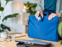 Tichá bezdrôtová myš Trust Yvi+, modrá, 800-1600 DPI, pre ľavákov aj pravákov, USB mikro prijímač, kompaktná bezdrôtová myš k notebooku, PC, Macu 8