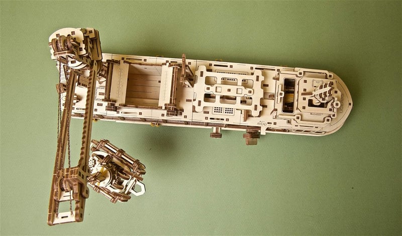 UGEARS Explorer Hajó 3D Fa Puzzle - Mechanikus Modellépítő Készlet Felnőtteknek - research vessel