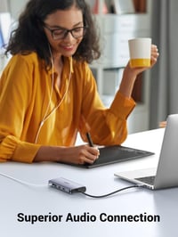 UGREEN Revodok 10-in-1 USB-C Dokkoló Állomás Kettős Kijelzővel - HDMI, VGA, 3 USB 3.0, 100W PD, Ethernet - MacBook, Surface Kompatibilis 8